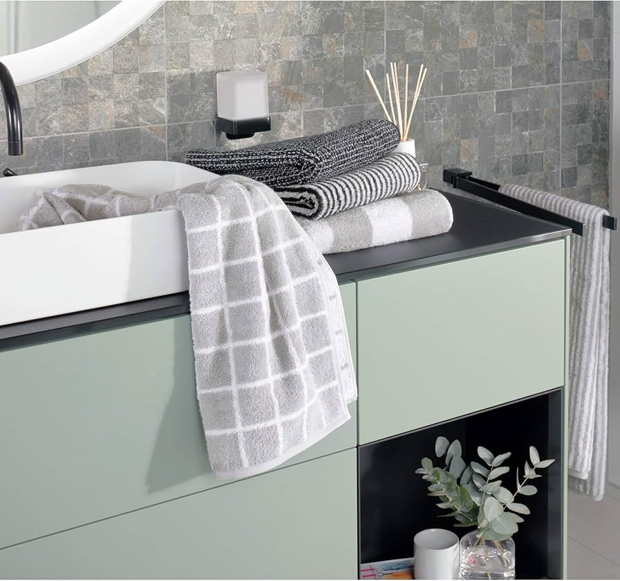 Полоска - излюбленный рисунок в коллекциях Cawo, при этом он всегда выглядит стильно, по-разному и не скучно