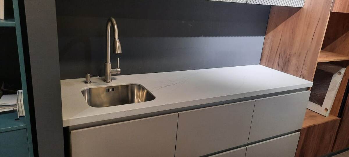 столешница акриловый камень