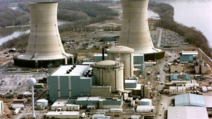    Фотография 1979 года/Общественное достояние Атомная электростанция Three Mile Island, где 28 марта 1979 года на втором энергоблоке произошла крупнейшая авария в истории коммерческой атомной энергетики США