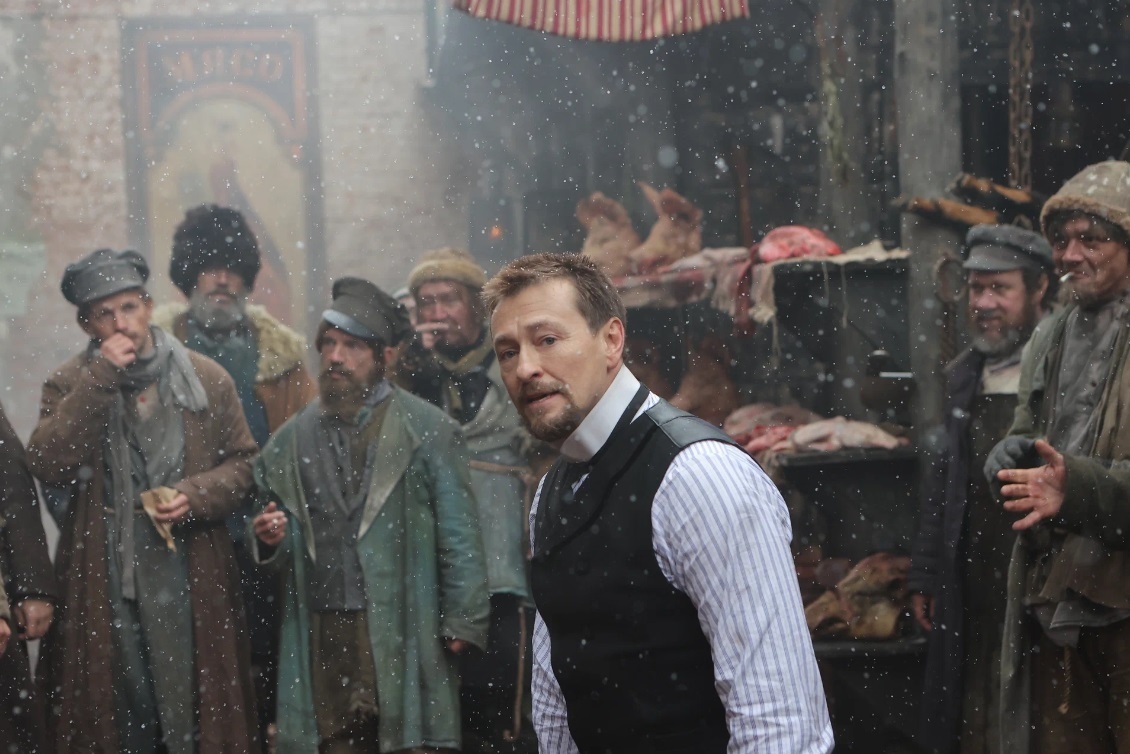 Кадр из сериала "Плевако", 2024. Источник: Кинопоиск.ру