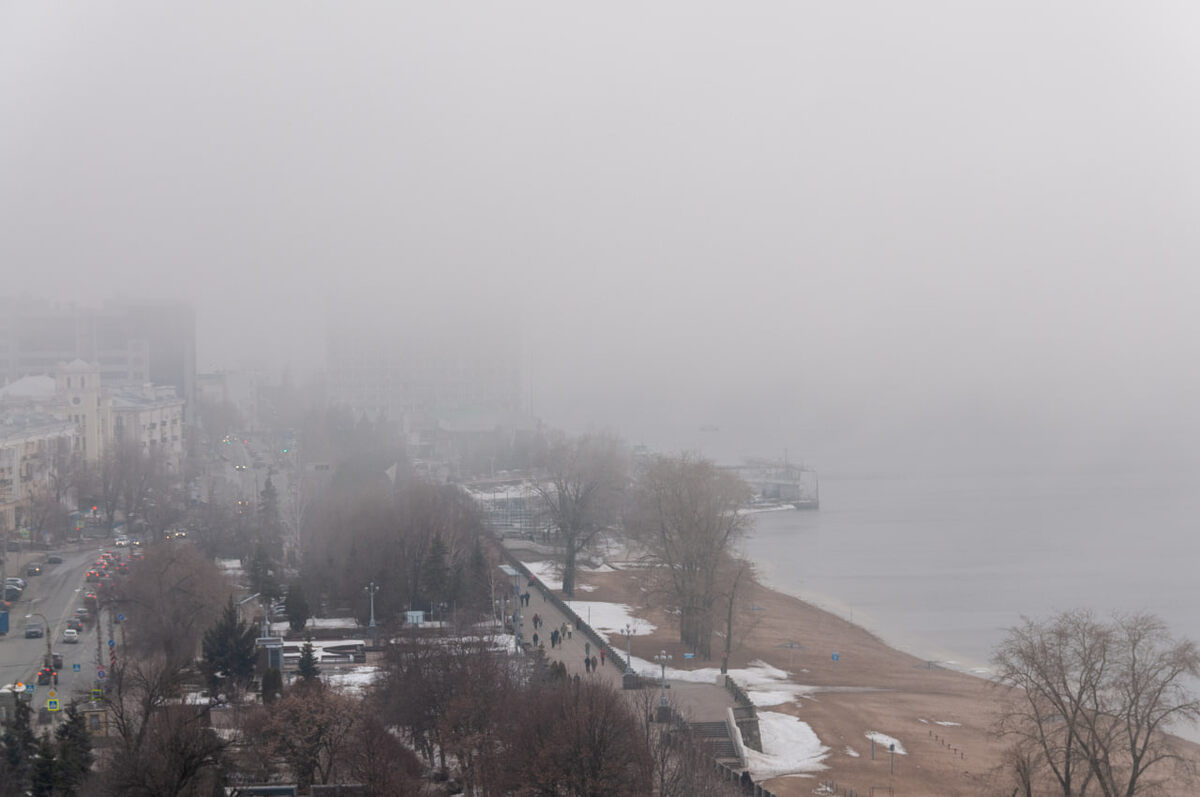 По данным метеорологов, в регионе стоит плотный туман.  Фото: ФедералПресс / Светлана Возмилова