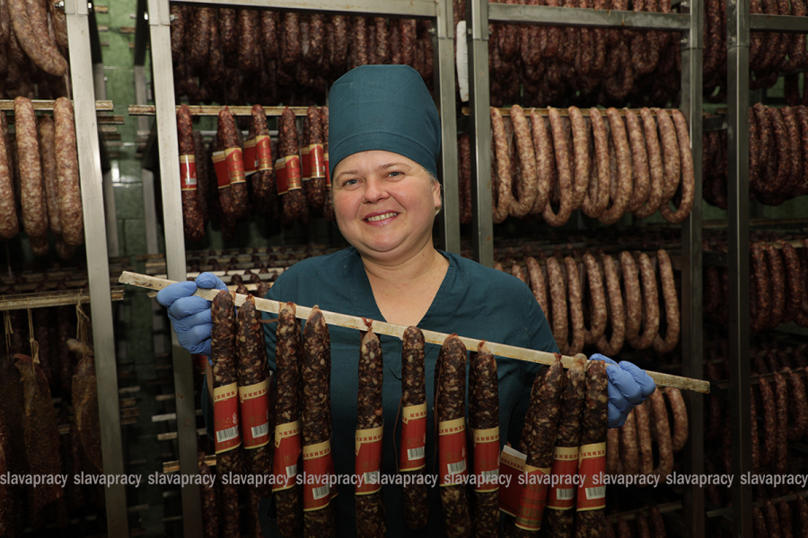     Копыльский кооппром: ассортимент удивляет своими масштабами