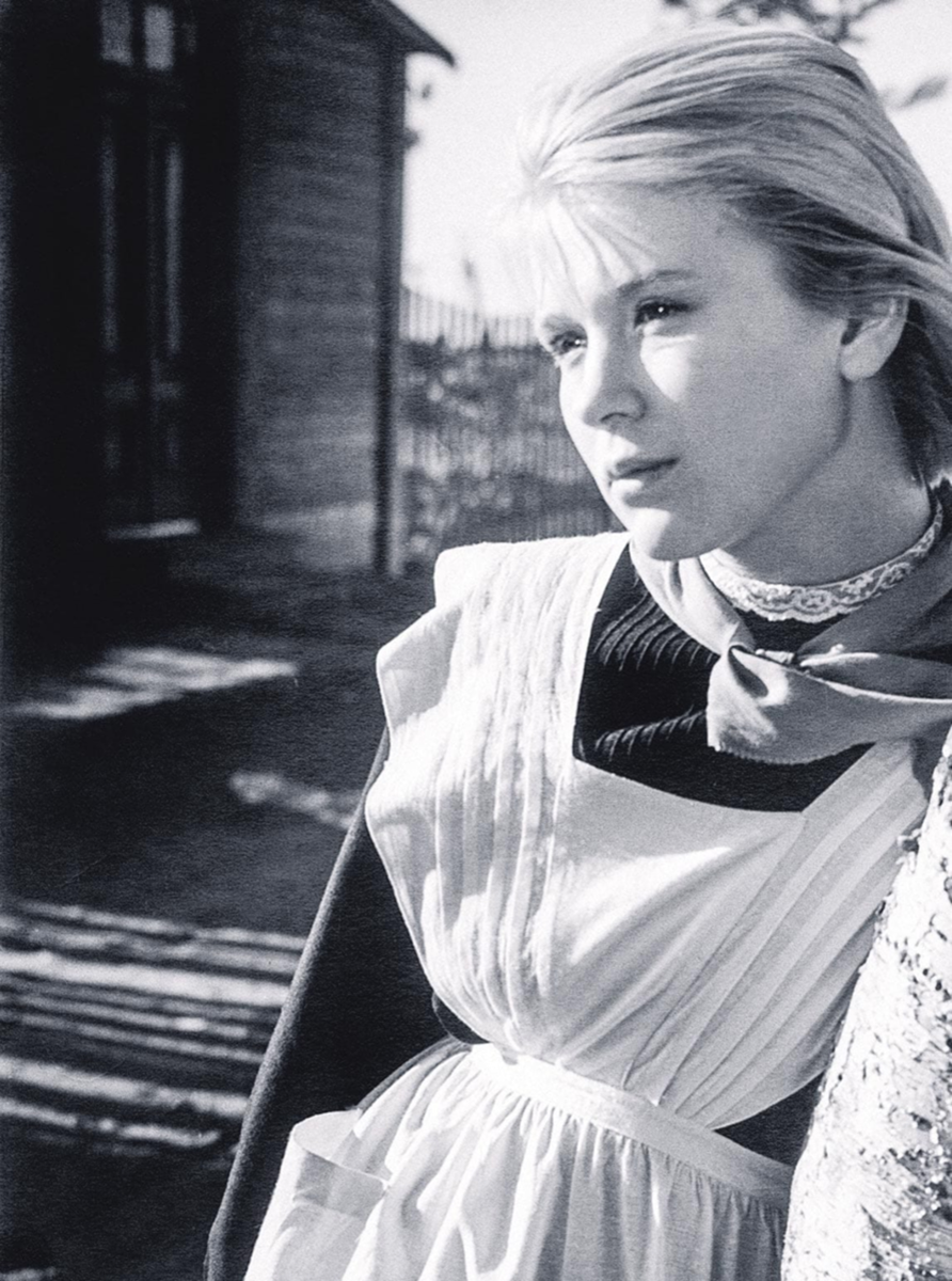 В фильме "Дикая собака динго", 1962 год