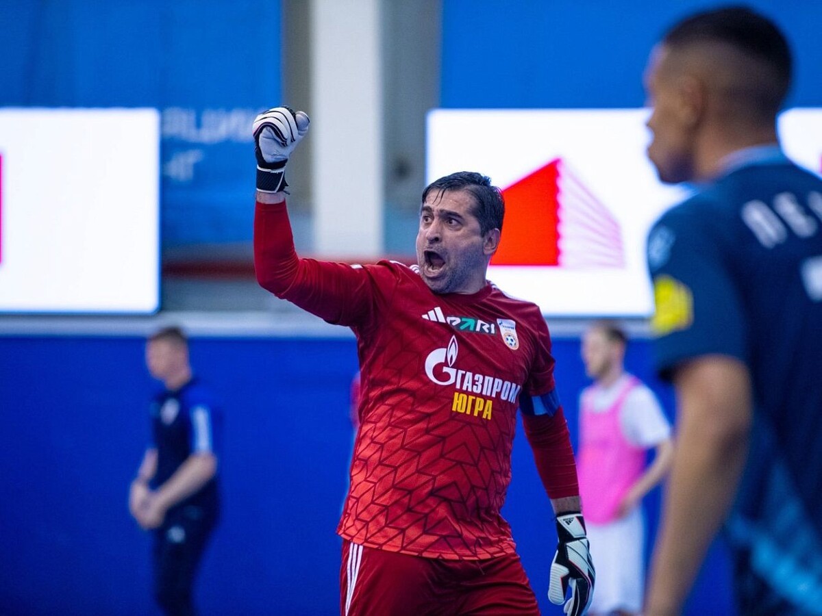    В Сургут на «финал восьми»