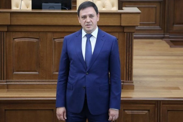 Указом президента руководить Арбитражным судом Татарстана в ближайшие 6 лет будет Виталий Гильмутдинов. Фото: скриншот с сайта Арбитражного суда