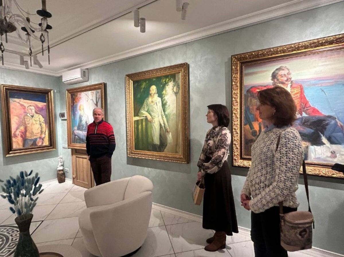 Листайте вправо, чтобы увидеть больше изображений