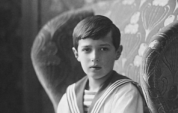    Сын Николая II Алексей