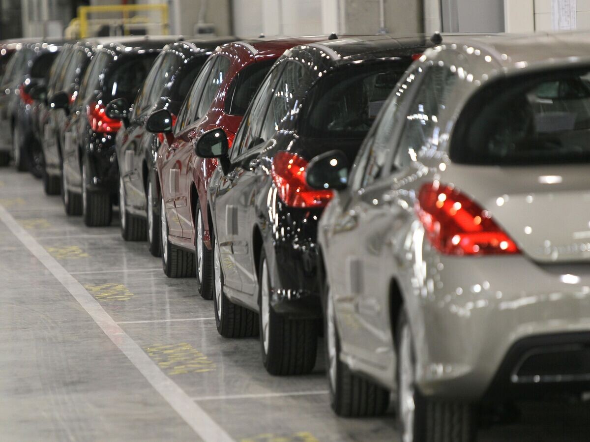    На заводе PSA Peugeot Citroen и Mitsubishi Motors в Калужской области© РИА Новости . Алексей Куденко