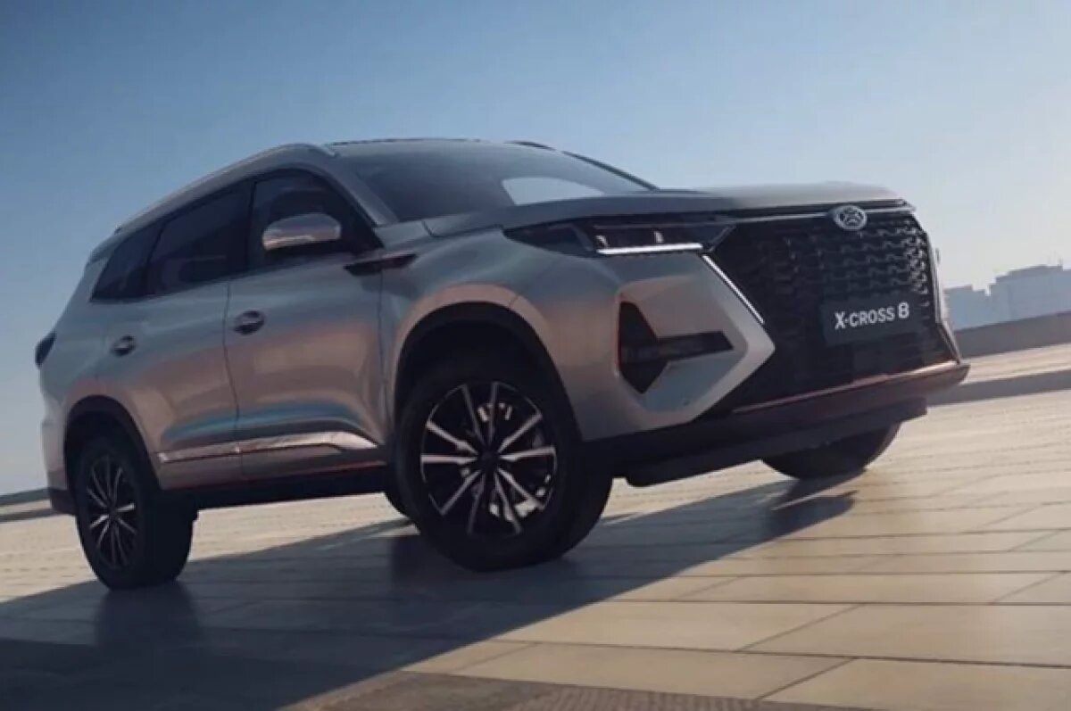    Китайский кроссовер петербургской сборки стоит от 3 млн рублей