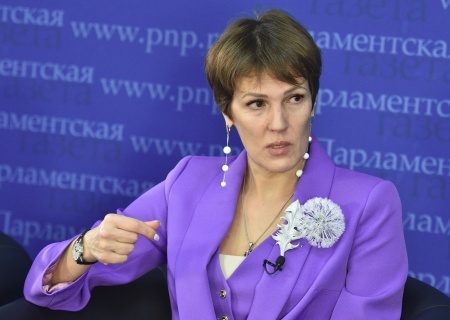    «Красная фурия» обвинила женщин в бездетности из-за ожирения