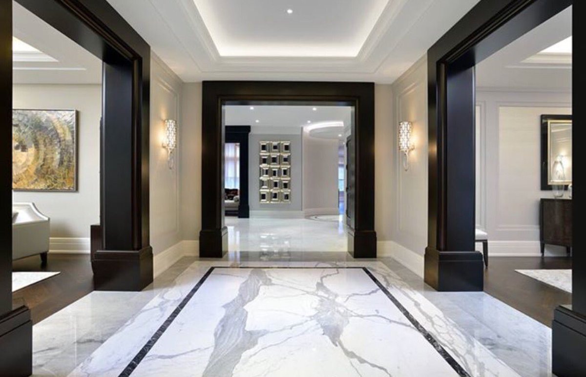 Облицовка пола натуральным мрамором