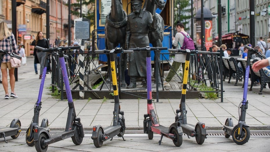    Аренда самокатов Автор фото: Ермохин Сергей