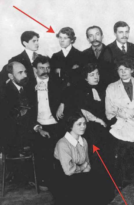 Молодой Сергей Есенин и Анна Изряднова, которая была старше его на 4 года.