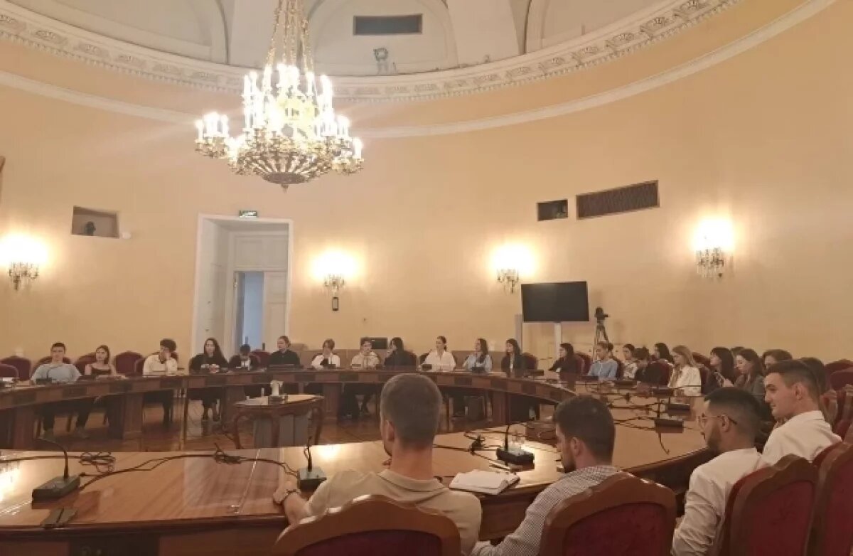    Польза обществу.