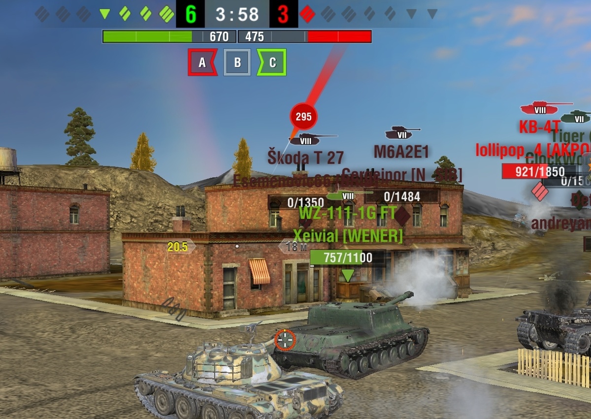 Снаряды танк отбивает ну очень редко. В 95% случаев его пробивают