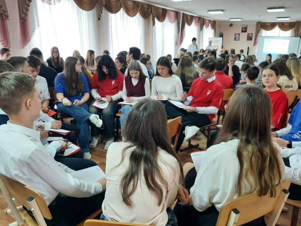 80 юных ученых из школ и учебных заведений Миллеровского района под руководством региональных экспертов провели исследовательскую работу по экологии.
📷
