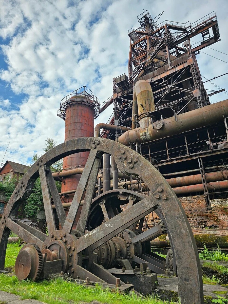 Оборудование отражает невероятный уровень индустриального подъёма, скачок технологий и ответственный подход промышленных гигантов тех времён к производству. Фото: Андрей Плешков / Яндекс Карты