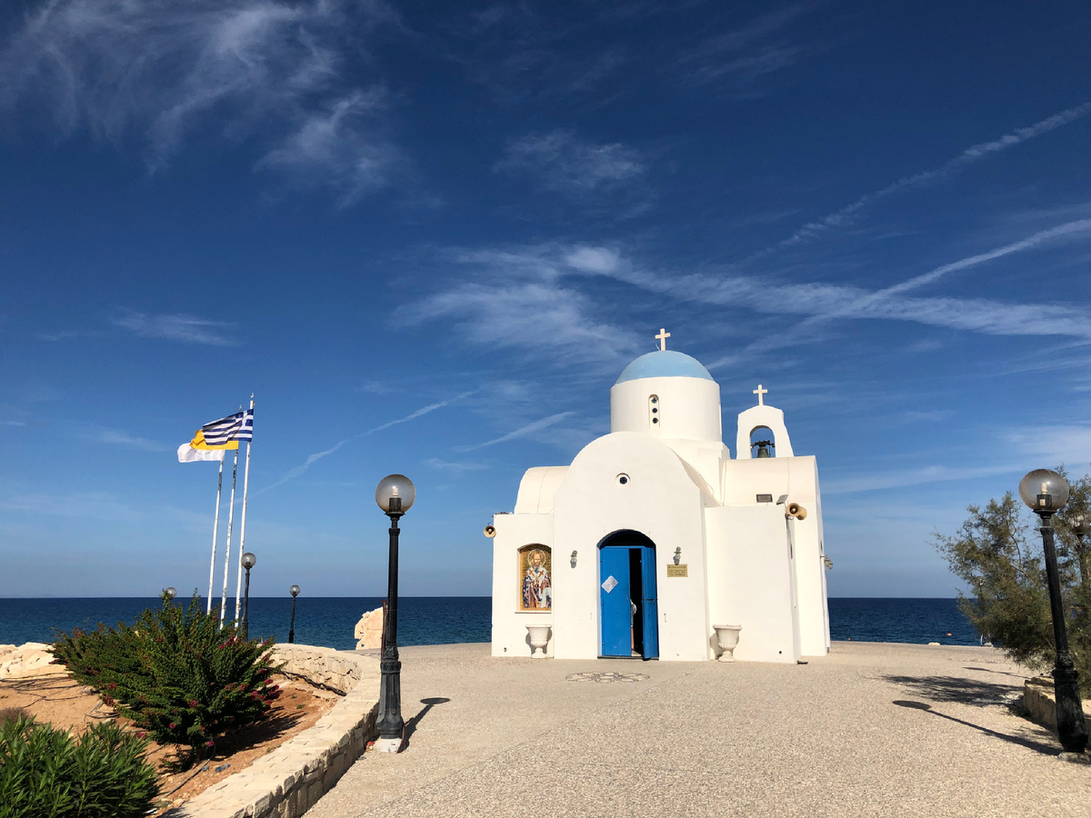 Греческая часть о. Кипр