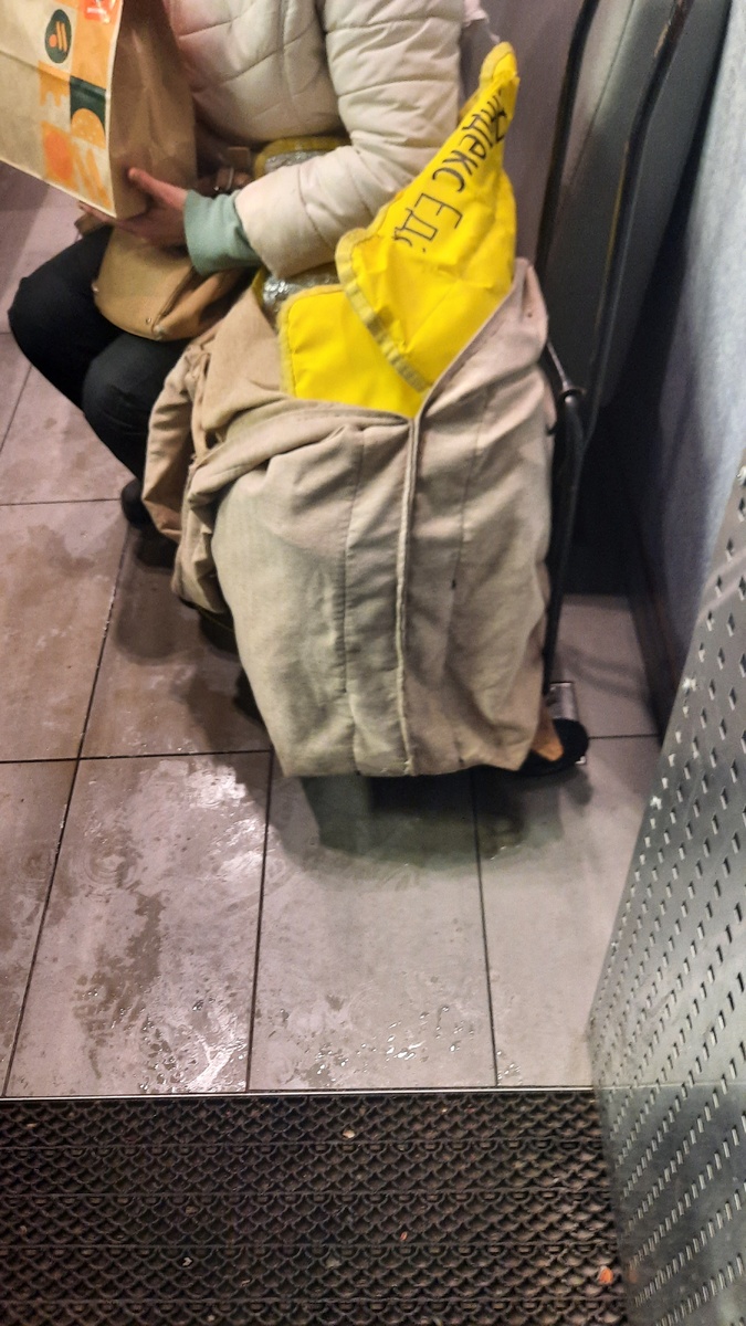 Женщина, на вид 45+ нашла простой и эффективный способ. 