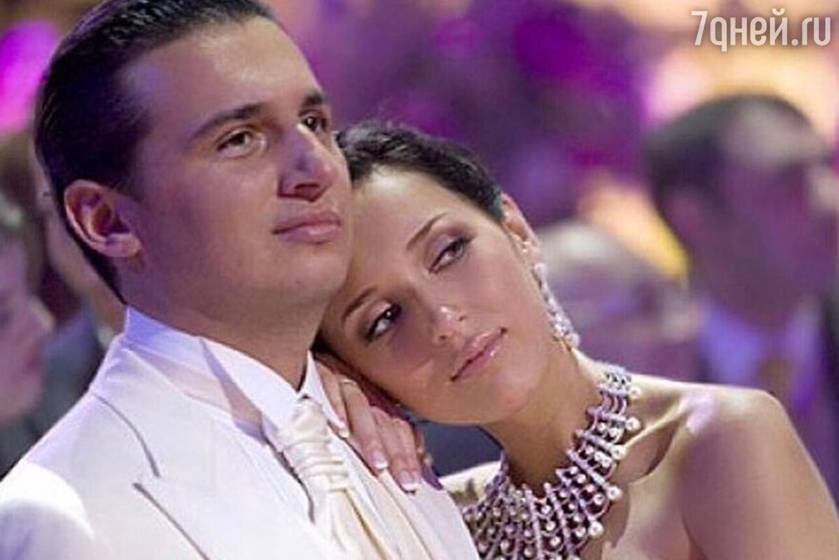    Алсу и Ян Абрамов Соцсети