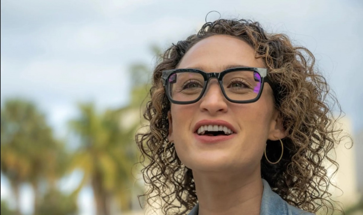 Очки AirCaps: будущее общения с субтитрами прямо перед глазами