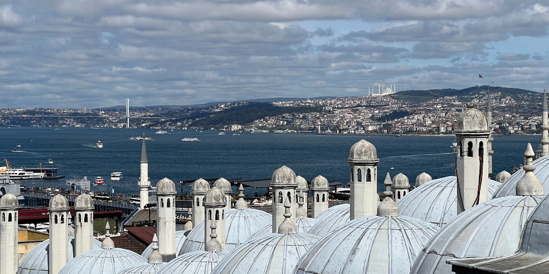 Большое путешествие по Турции. Стамбул. Величественная мечеть Сулеймание.