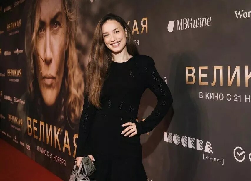    Виктория Дайнеко, Дмитрий Маликов, Алика Смехова: кто был на премьере фильма "Великая" с Кейт Уинслет