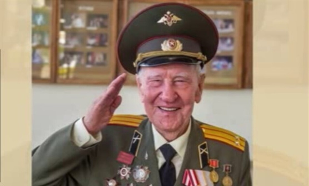    В Курске представили документальный фильм о легендарном фронтовике Петре Михине