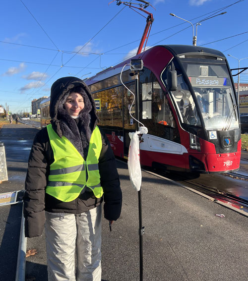 промоутер снимает транспорт в спб