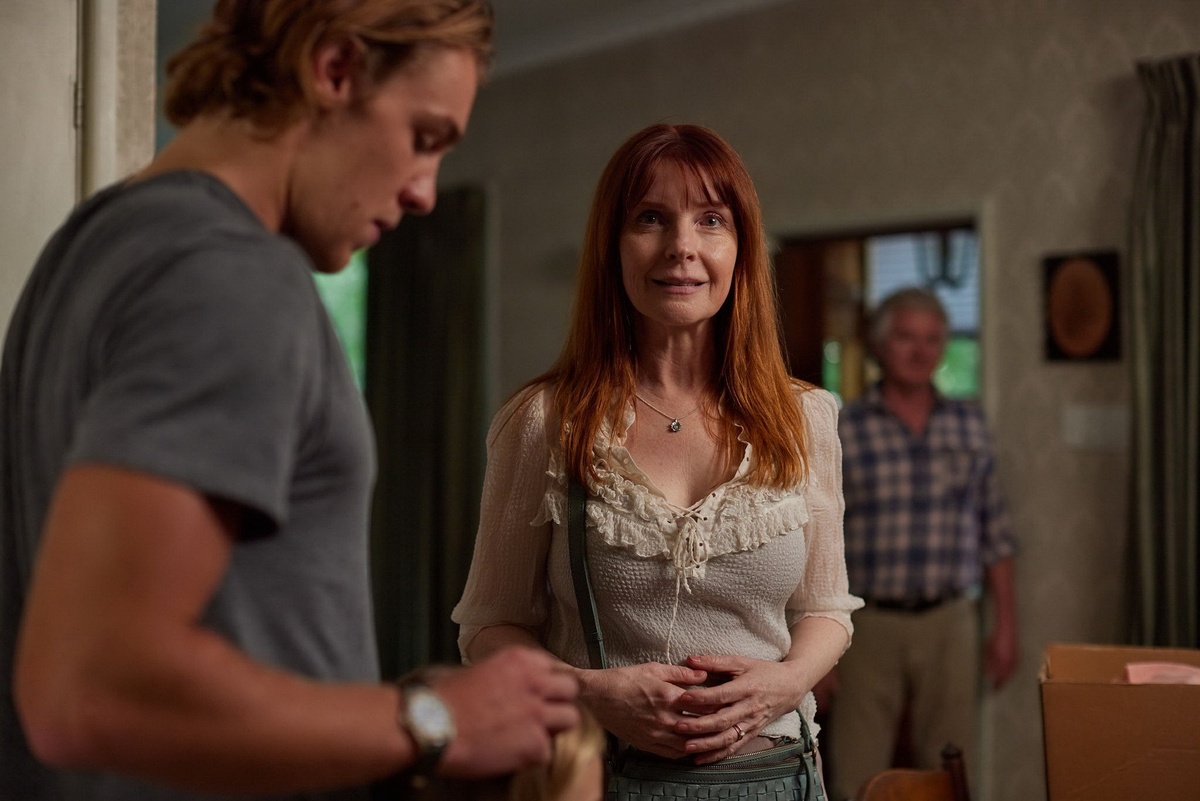 кадр из сериала