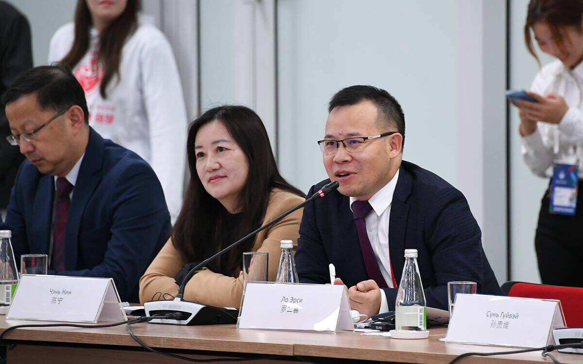 ​Глава индустриального парка Haier Сунь Гуйвэй подробнее рассказал об опыте взаимодействия с Татарстаном. Фото: rais.tatarstan.ru