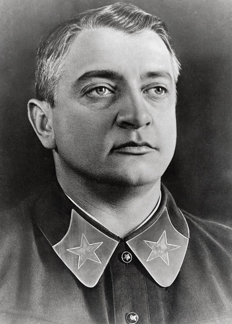 Михаил Николаевич Тухачевский (1893 — 12 июня 1937) — Маршал Советского Союза (20.11.1935). 1935 г. Википедия.