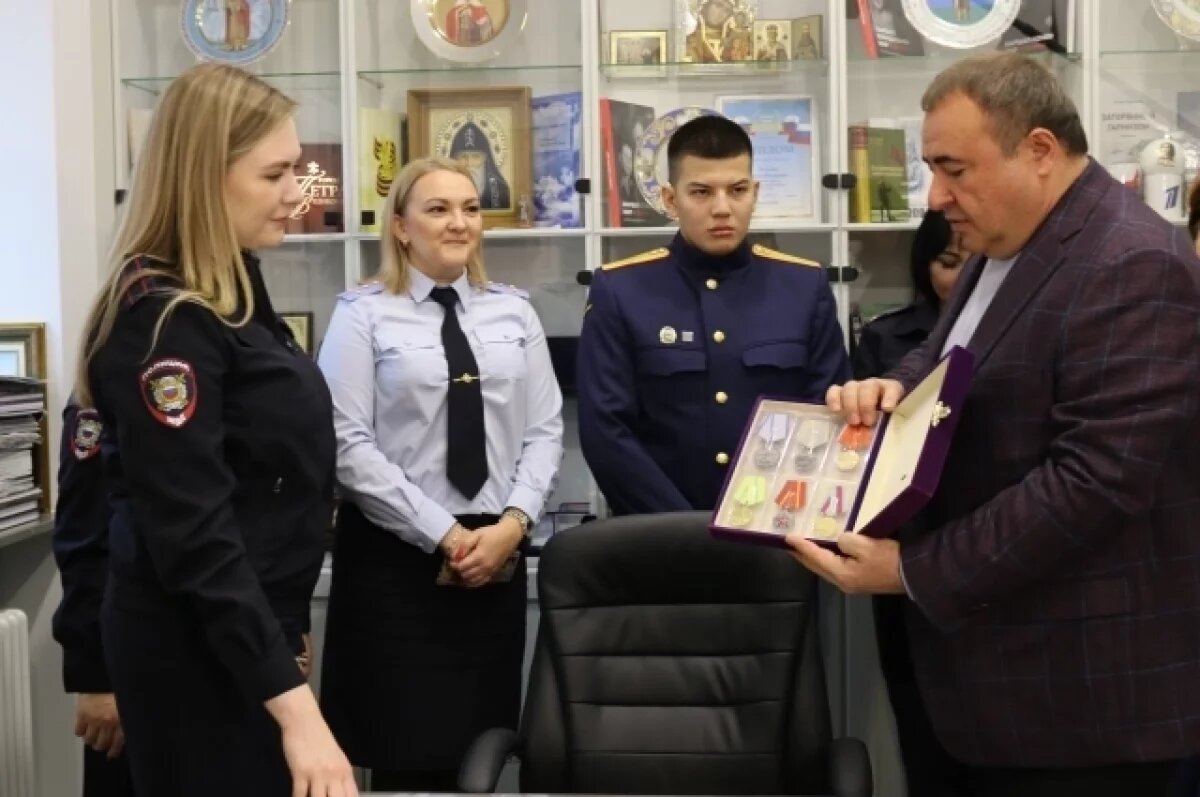    Подвиг милиционера.