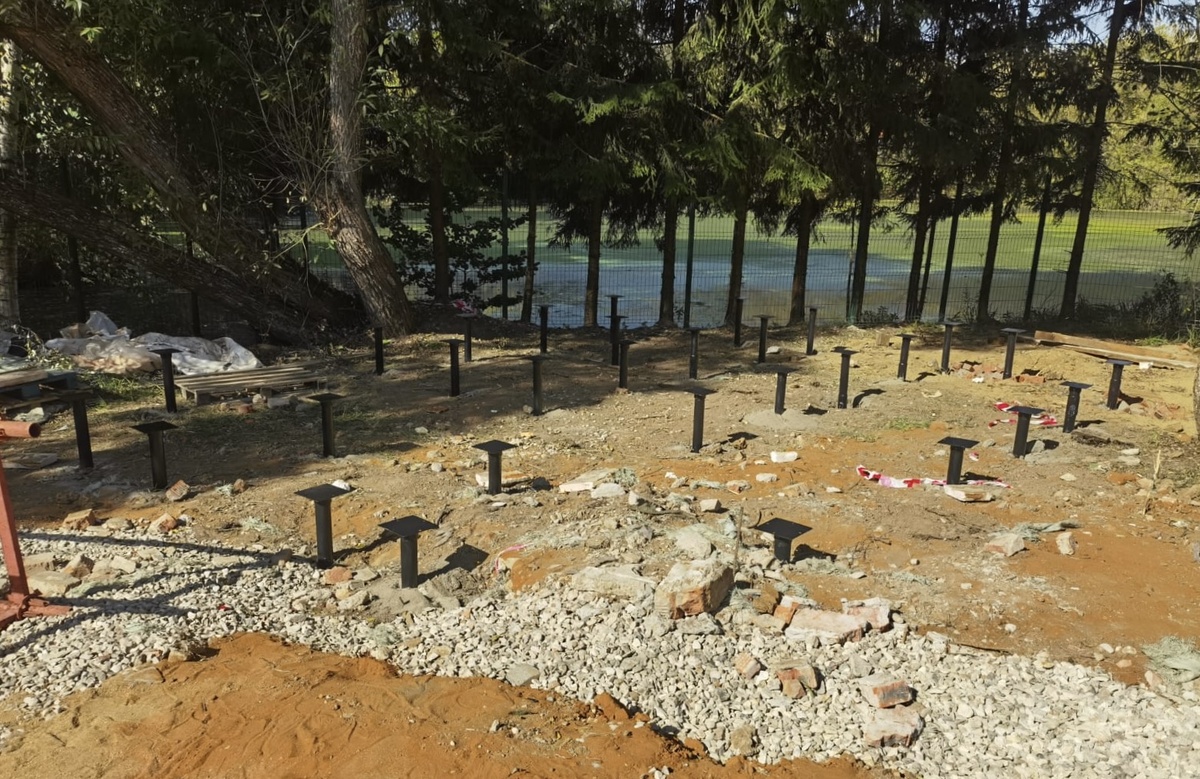 Свайно-винтовой фундамент на сложном грунте