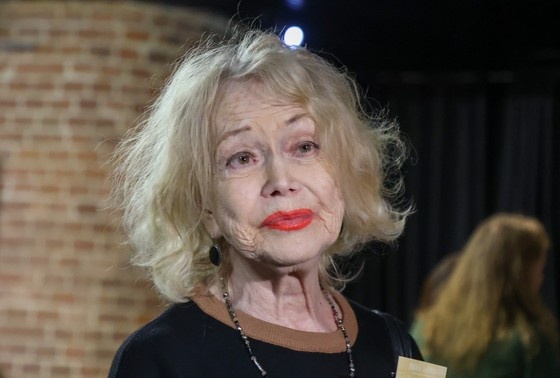    Светлана Немоляева