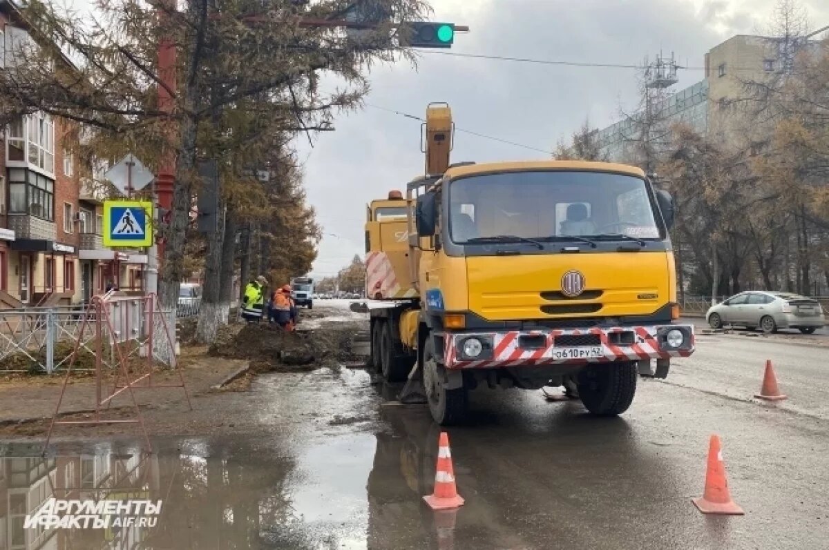    Уголовное дело возбудили омские следователи из-за ямы с кипятком