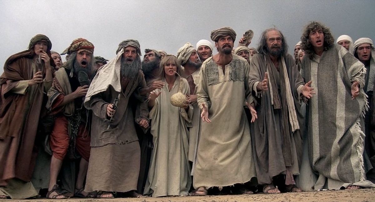 Кадр из фильма: Интернет 