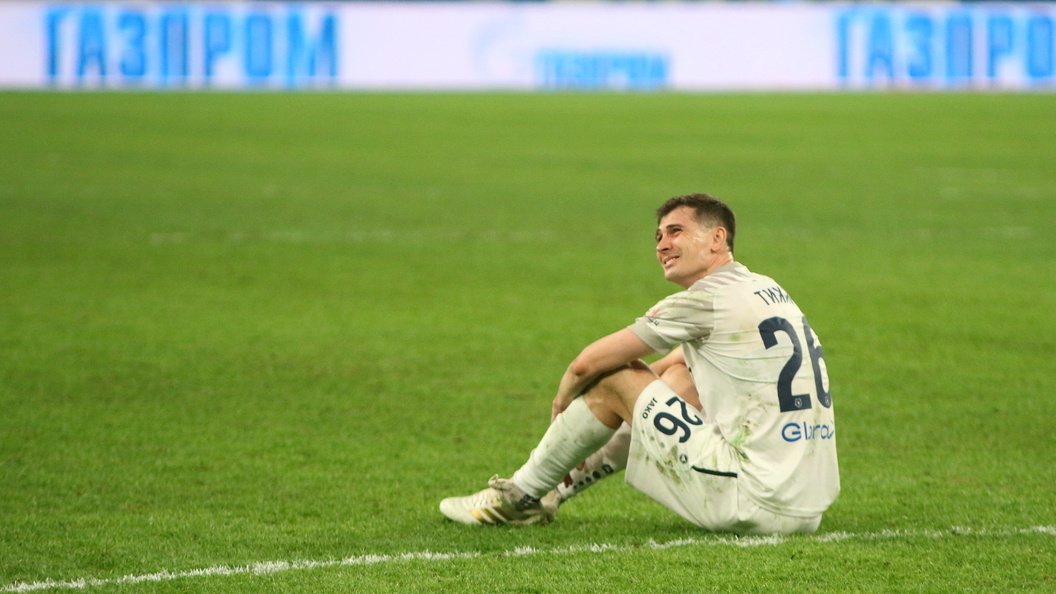    Защитник Дмитрий Тихий покинул "Пари НН". Maksim Konstantinov / Global Look Pres/Globallookpress