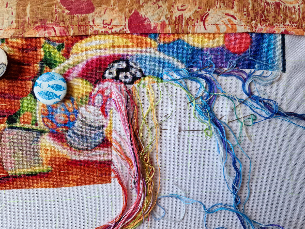 "The Universe in a Jar" от HAED. Стало