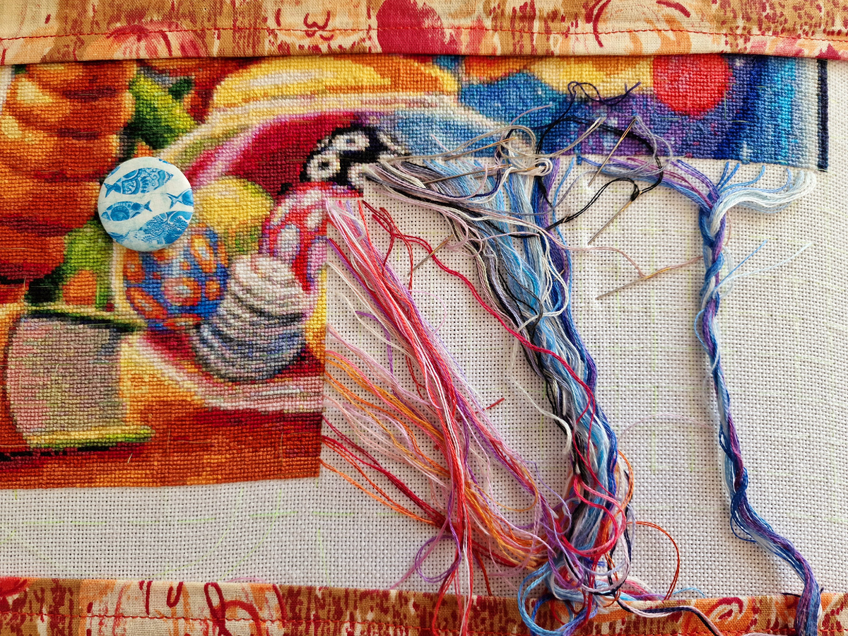 "The Universe in a Jar" от HAED. Было в начале месяца