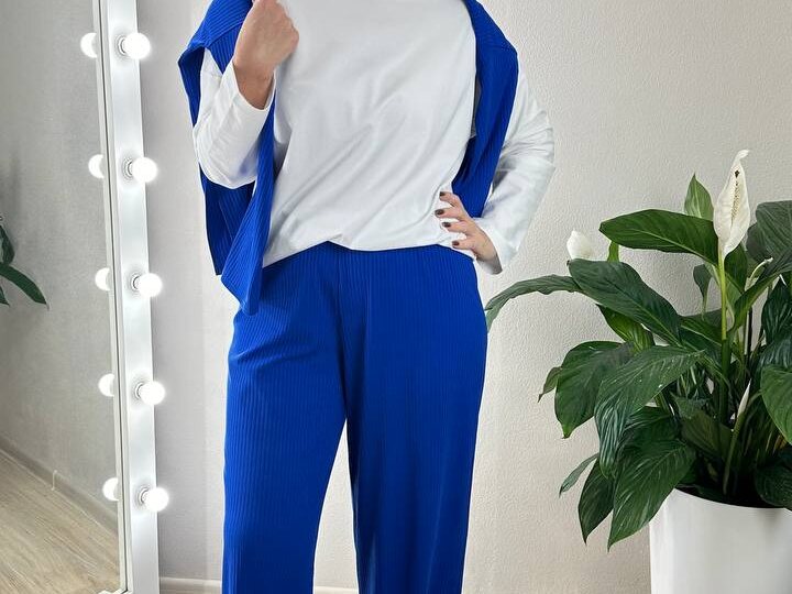 9 стильных образов с базовым лонгсливом