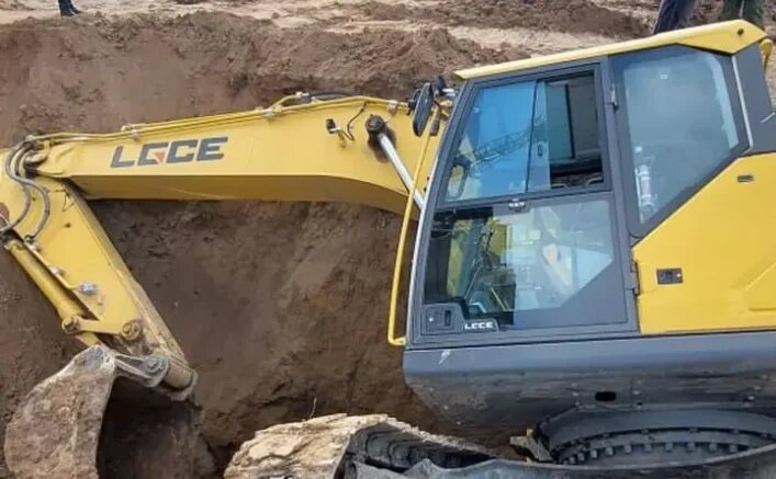    Фото с места происшествия: управление ГО ЧС Ростова-на-Дону