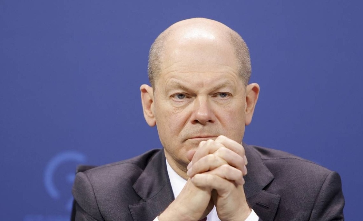    Bloomberg: Шольц проведет телефонный разговор с Путиным 15 ноября