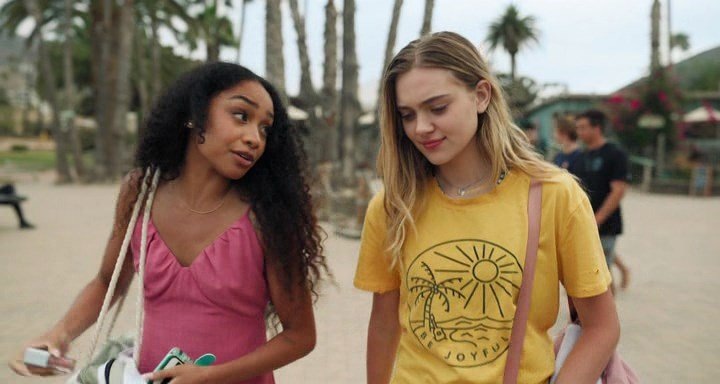 Кадр из фильма “Открытое море: Игра на выживание”