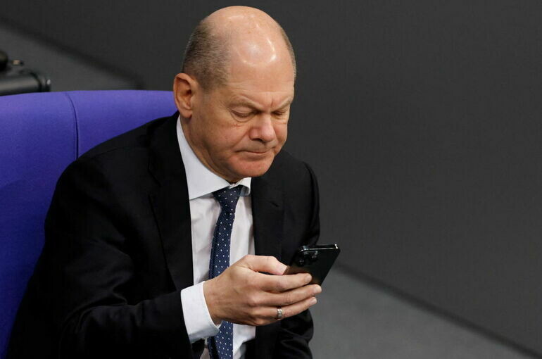   REUTERS/Michele Tantussi