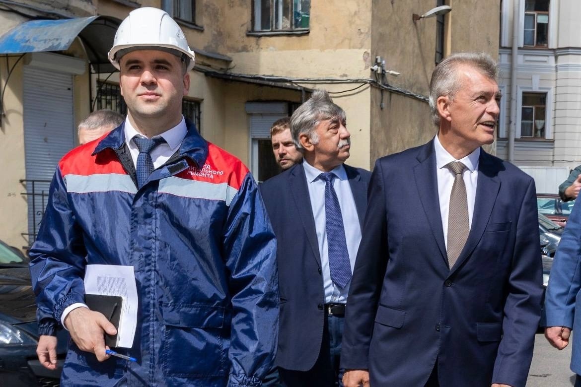 Леонид Вишневский / Фото: vk.com / Фонд капитального ремонта Санкт-Петербурга