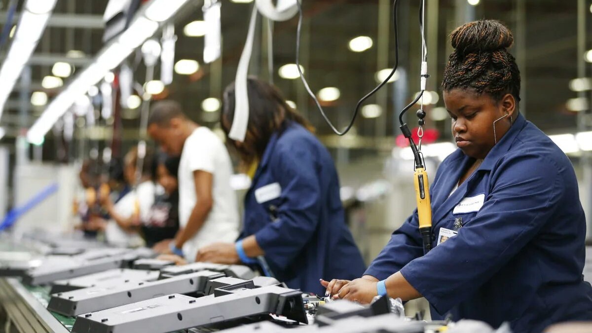 В свою очередь в США реально сильны и влиятельны профсоюзы. 