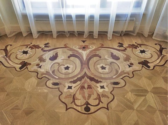 Художественный паркет в интерьере.