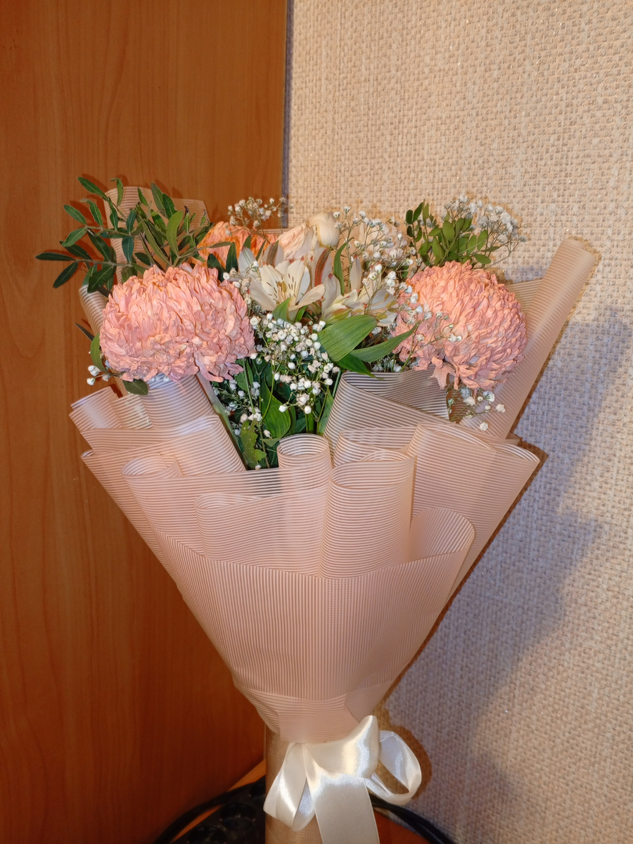 Цветы от коллектива