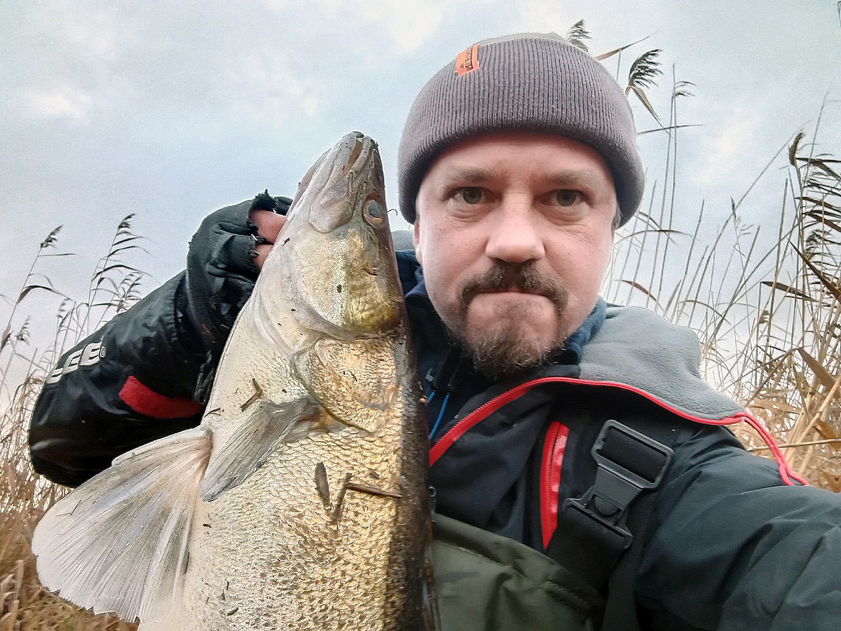 Всем большой и пламенный привет!!!!